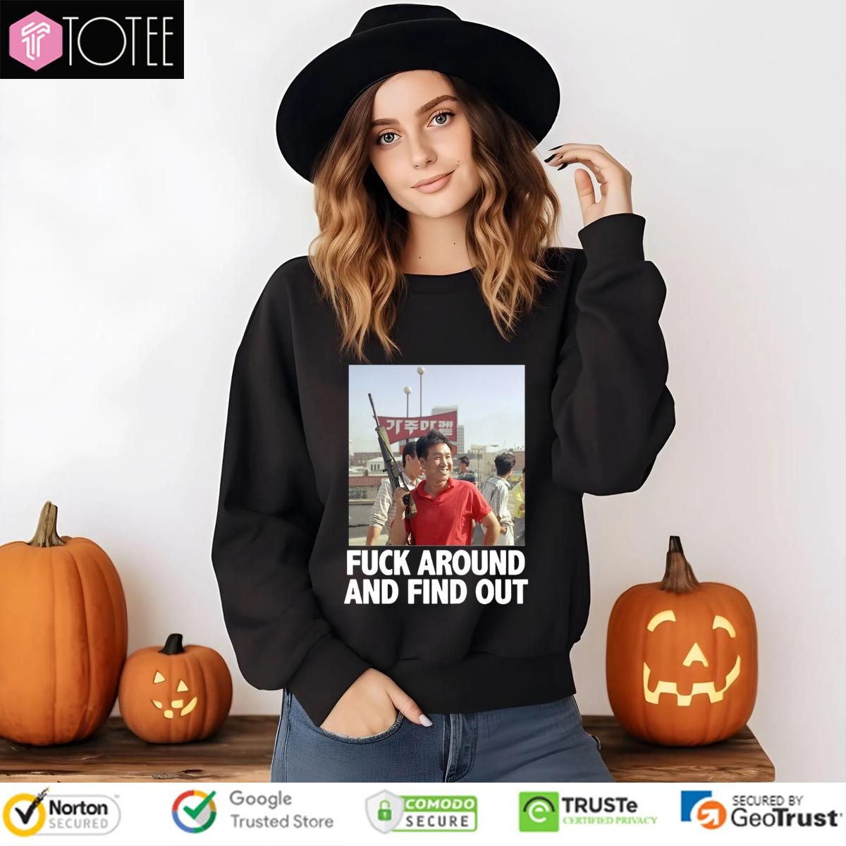Sweatshirt